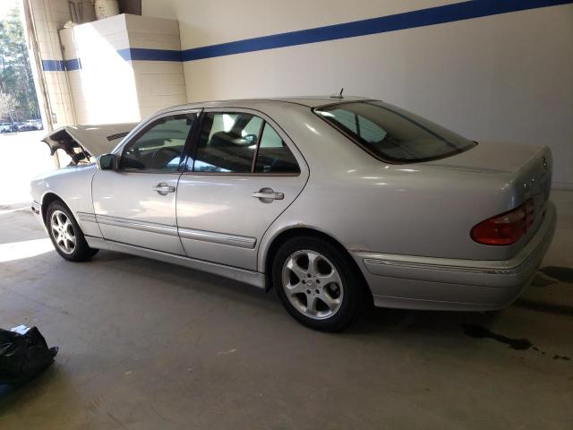Photo 2 from auction – 2002 MERCEDES-BENZ E 320 with VIN WDBJF65J12B499887