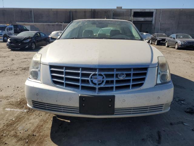 Photo 5 from auction – 2011 CADILLAC DTS PLATIN with VIN 1G6KP5ES1BU105513
