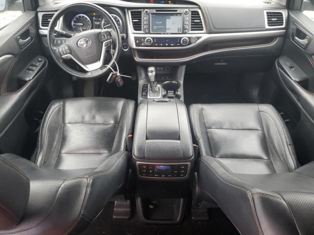 Photo 8 from auction – 2017 TOYOTA HIGHLANDER with VIN 5TDDZRFH8HS421501