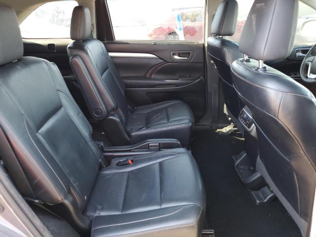Photo 11 from auction – 2015 TOYOTA HIGHLANDER with VIN 5TDJKRFHXFS176303