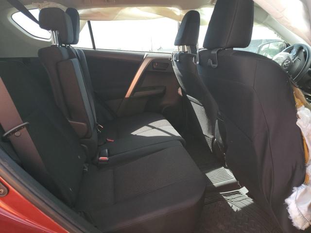 Photo 10 from auction – 2018 TOYOTA RAV4 LE with VIN JTMZFREV1JD130331