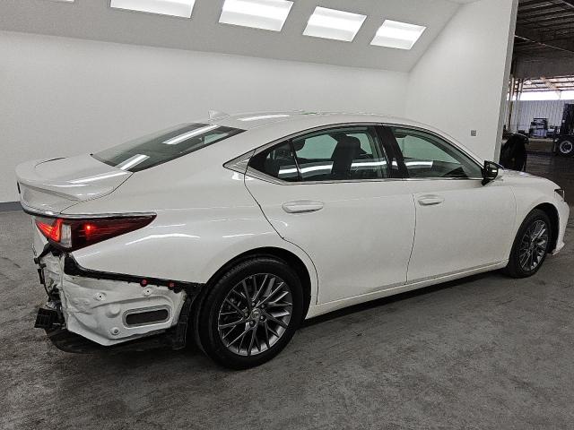Photo 3 from auction – 2021 LEXUS ES 300H BA with VIN 58ACA1C12MU009354