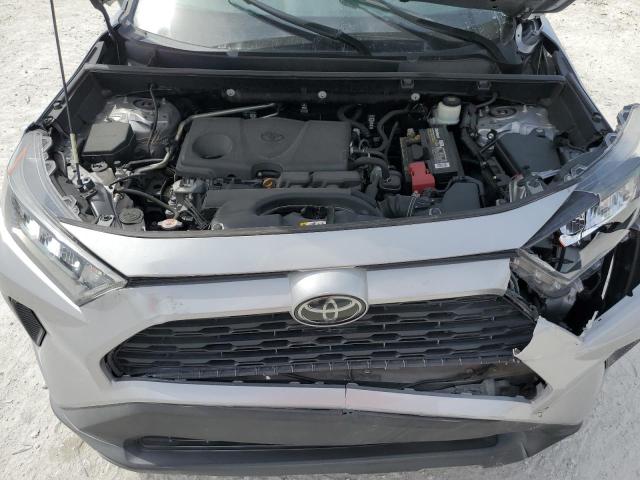 Photo 12 from auction – 2019 TOYOTA RAV4 LE with VIN 2T3H1RFV2KW041624