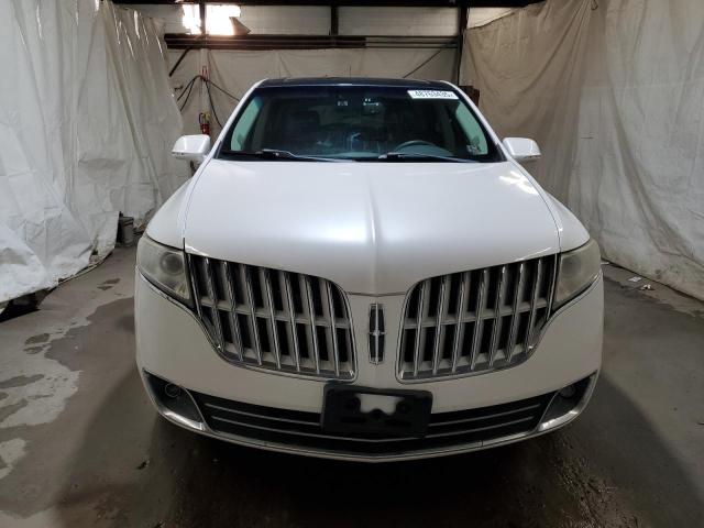 Photo 5 from auction – 2012 LINCOLN MKT with VIN 2LMHJ5AT9CBL50946