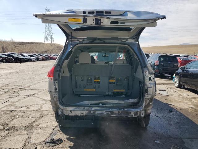 Photo 6 from auction – 2011 TOYOTA SIENNA LE with VIN 5TDKK3DC5BS116576