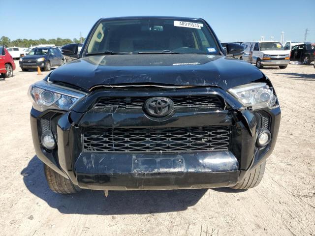 Photo 5 from auction – 2018 TOYOTA 4RUNNER SR with VIN JTEZU5JR8J5184111