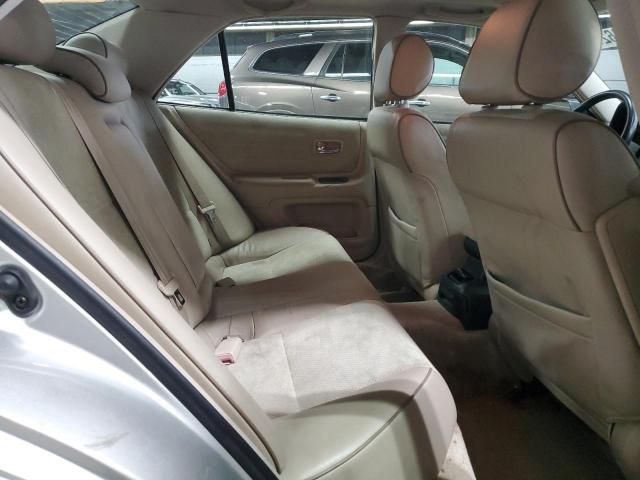 Снимка 10 от търг – 2003 LEXUS IS 300 с VIN JTHBD192X30066887
