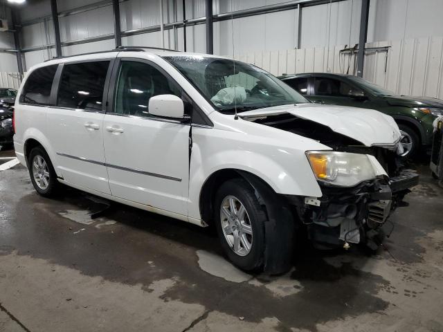 Photo 4 from auction – 2010 CHRYSLER TOWN & COU with VIN 2A4RR5DX2AR351463