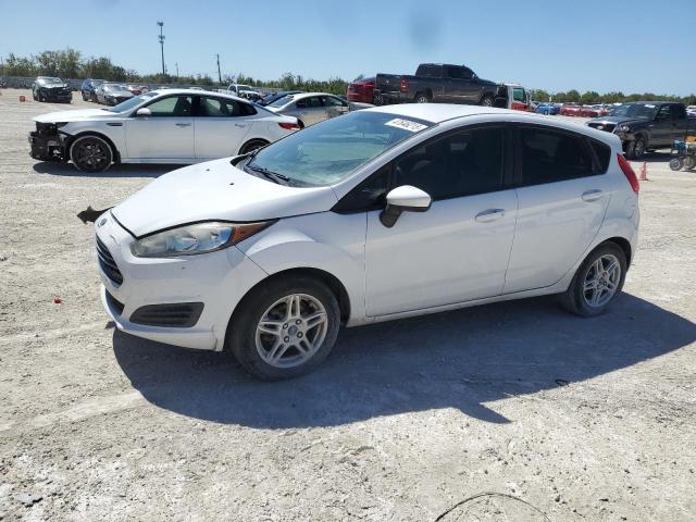FORD FIESTA SE 2019 with VIN 3FADP4EJ0KM124135 - Photo from auction
