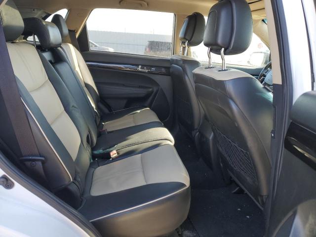Photo 11 from auction – 2011 KIA SORENTO EX with VIN 5XYKUDA20BG027328