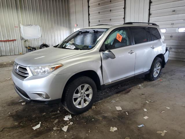 Снимка 1 от търг – 2013 TOYOTA HIGHLANDER с VIN 5TDBK3EH5DS253921