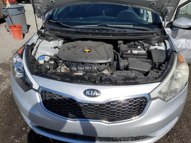 Photo 11 from auction – 2016 KIA FORTE LX with VIN KNAFK4A66G5602698