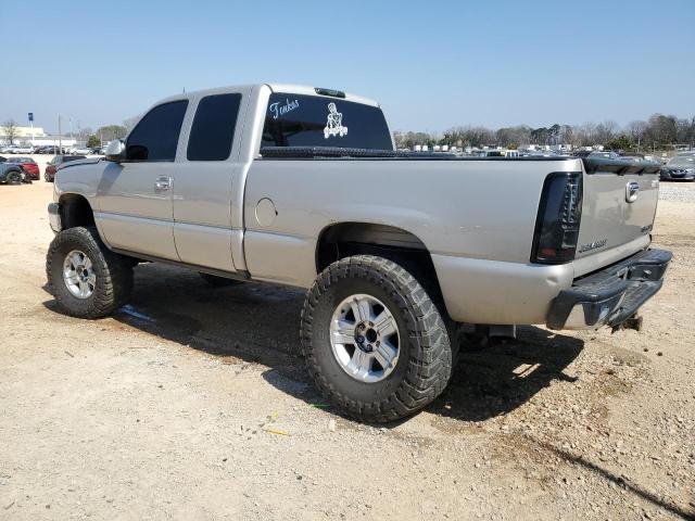 Photo 2 from auction – 2005 CHEVROLET SILVERADO with VIN 1GCEK19B35E152455