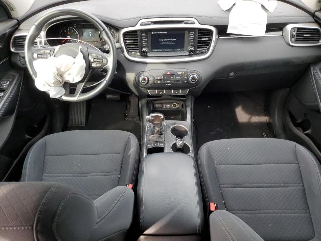 Photo 8 from auction – 2018 KIA SORENTO LX with VIN 5XYPGDA32JG367939