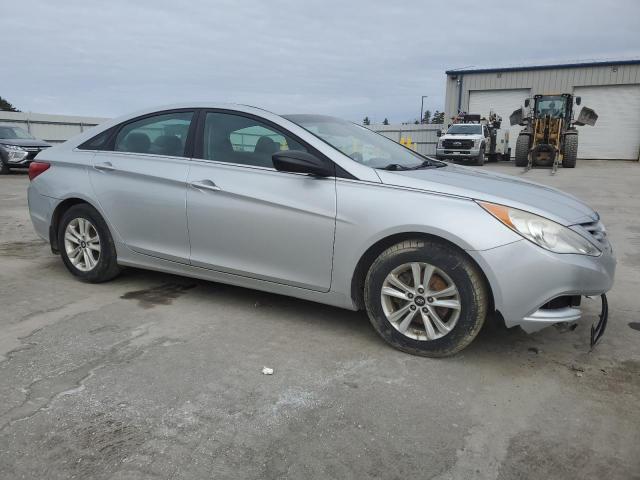 Photo 4 from auction – 2013 HYUNDAI SONATA GLS with VIN 5NPEB4ACXDH624008