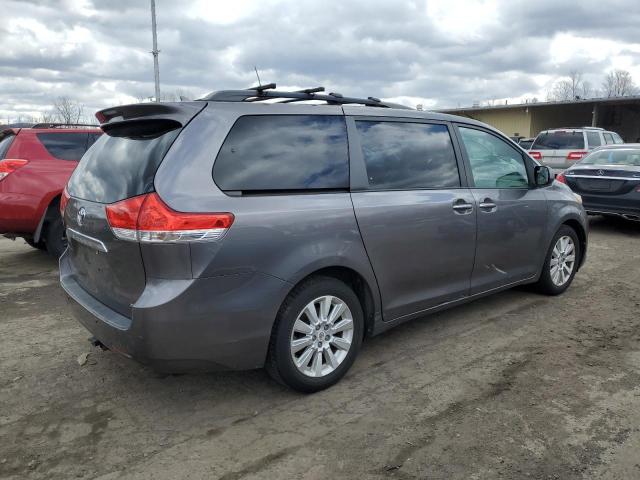 Photo 3 from auction – 2011 TOYOTA SIENNA XLE with VIN 5TDDK3DC1BS025913