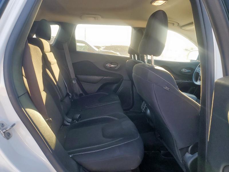 Photo 10 from auction – 2015 JEEP CHEROKEE L with VIN 1C4PJLCB7FW637046