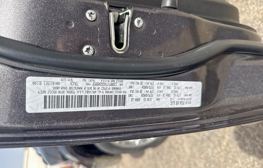 Photo 10 from auction – 2016 RAM 1500 LARAM with VIN 1C6RR7VT4GS248959