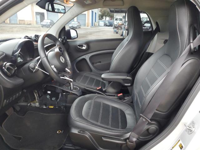 Photo 7 from auction – 2018 SMART FORTWO with VIN WMEFJ9BA4JK324853