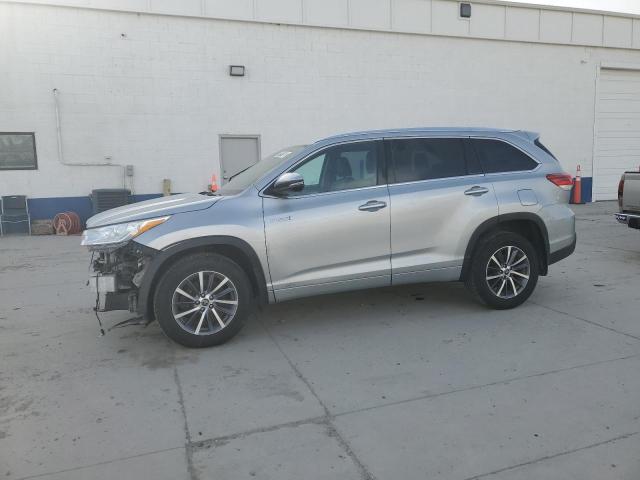TOYOTA HIGHLANDER 2017 with VIN 5TDJGRFH8HS034407 - Photo from auction