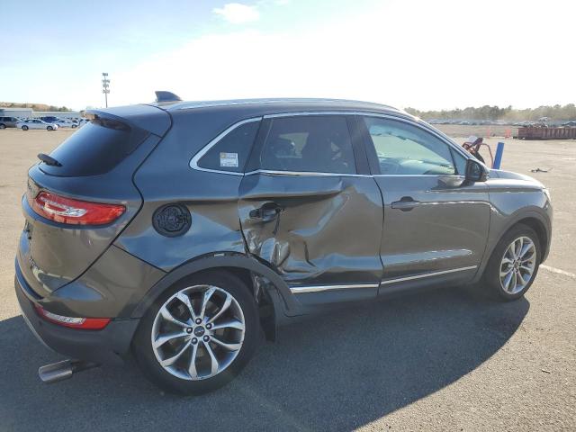 Снимка 3 от търг – 2017 LINCOLN MKC SELECT с VIN 5LMCJ2D94HUL09210