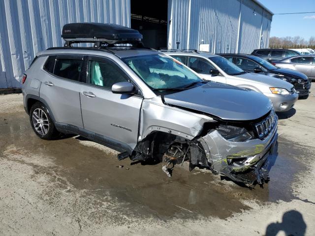 Foto 4 de la subasta – 2019 JEEP COMPASS LA con VIN 3C4NJDBBXKT630722