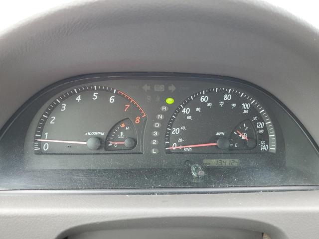 Photo 9 from auction – 2004 TOYOTA CAMRY LE with VIN 4T1BF30K74U570565