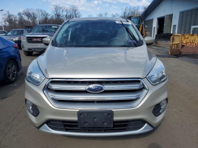 Photo 5 from auction – 2017 FORD ESCAPE SE with VIN 1FMCU9GD6HUC98469