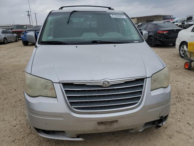 Photo 5 from auction – 2009 CHRYSLER TOWN & COU with VIN 2A8HR54199R673969
