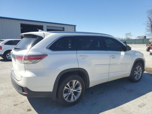 Photo 3 from auction – 2015 TOYOTA HIGHLANDER with VIN 5TDDKRFH0GS256708