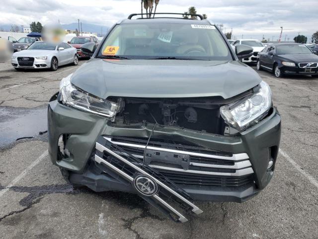Photo 5 from auction – 2017 TOYOTA HIGHLANDER with VIN 5TDKZRFH9HS227115