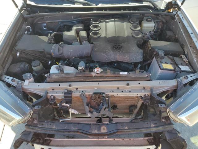 Photo 12 from auction – 2022 TOYOTA 4RUNNER SR with VIN JTERU5JR7N6008778