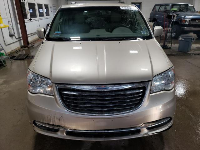 Photo 5 from auction – 2016 CHRYSLER TOWN & COU with VIN 2C4RC1BG4GR300526