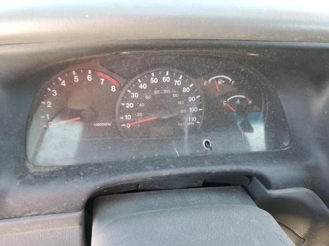 Снимка 9 от търг – 2003 CHEVROLET TRACKER с VIN 2CNBJ13C836948431
