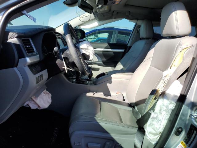 Photo 7 from auction – 2018 TOYOTA HIGHLANDER with VIN 5TDKZRFHXJS547226