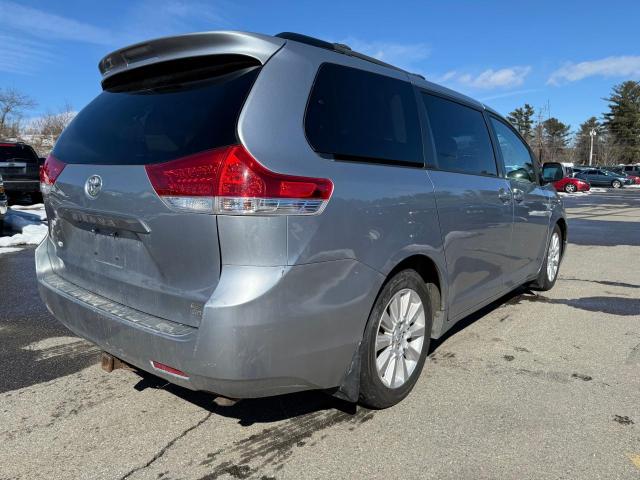 Photo 4 from auction – 2011 TOYOTA SIENNA LE with VIN 5TDJK3DC6BS028938