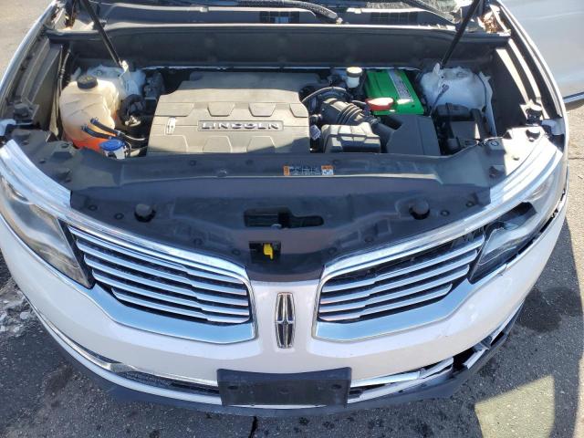 Снимка 12 от търг – 2016 LINCOLN MKX SELECT с VIN 2LMTJ8KR2GBL79130