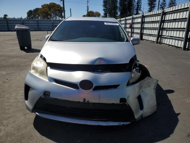 Photo 5 from auction – 2013 TOYOTA PRIUS with VIN JTDKN3DU3D5559012