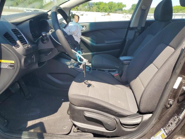 Снимка 7 от търг – 2017 KIA FORTE LX с VIN 3KPFL4A75HE137880