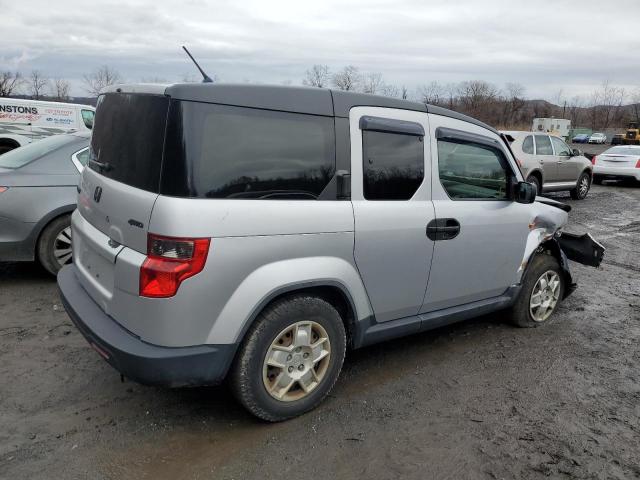 Photo 3 from auction – 2011 HONDA ELEMENT LX with VIN 5J6YH2H3XBL007152