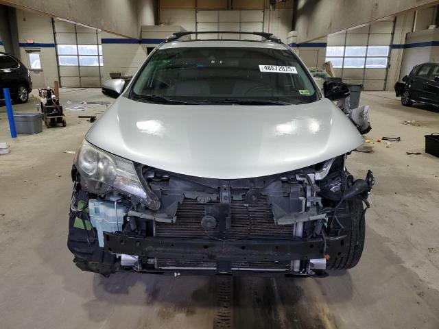 Photo 5 from auction – 2015 TOYOTA RAV4 LIMIT with VIN 2T3DFREV2FW231091