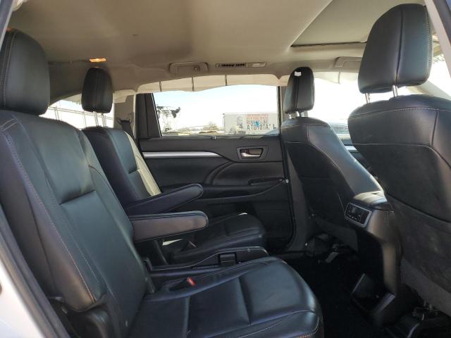 Снимка 11 от търг – 2016 TOYOTA HIGHLANDER с VIN 5TDJKRFHXGS309725