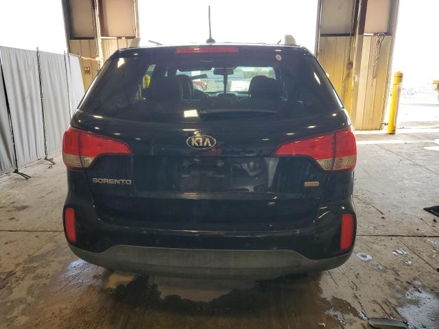 Photo 6 from auction – 2015 KIA SORENTO LX with VIN 5XYKTCA63FG604987