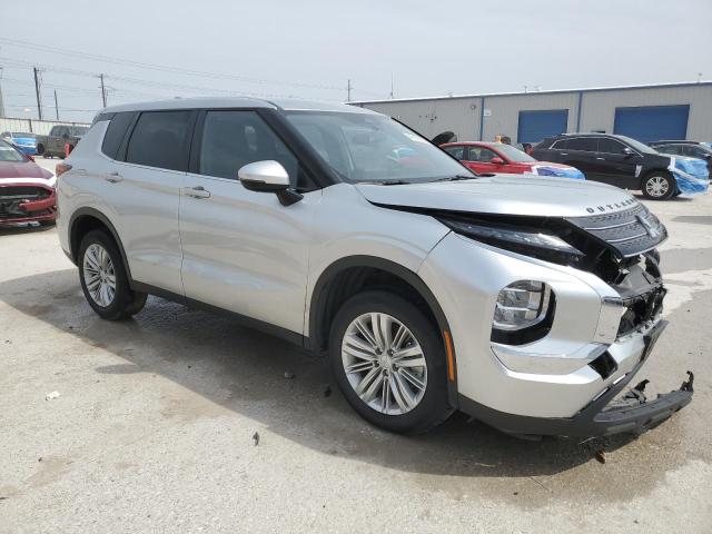 Photo 4 from auction – 2023 MITSUBISHI OUTLANDER with VIN JA4J3TA85PZ062124