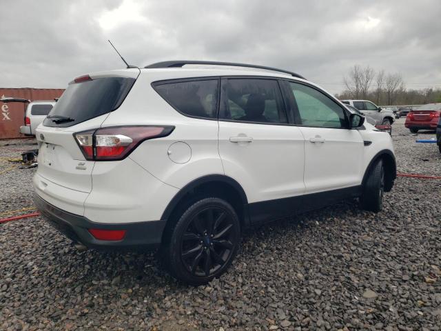 Photo 3 from auction – 2018 FORD ESCAPE SE with VIN 1FMCU0GD9JUD00426
