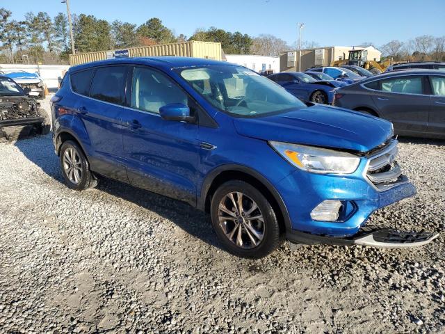 Photo 4 from auction – 2017 FORD ESCAPE SE with VIN 1FMCU0GD1HUE38584