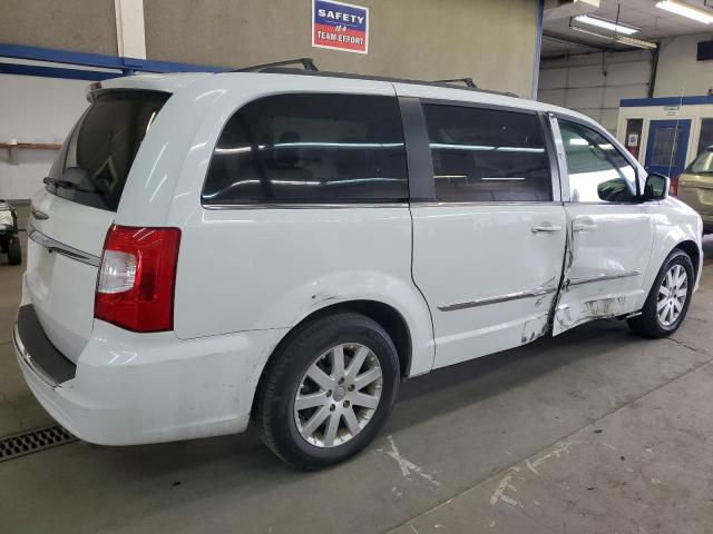 Photo 3 from auction – 2016 CHRYSLER TOWN & COU with VIN 2C4RC1BG8GR157466