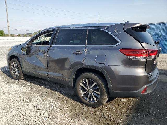 Photo 2 from auction – 2019 TOYOTA HIGHLANDER with VIN 5TDKZRFH1KS563879