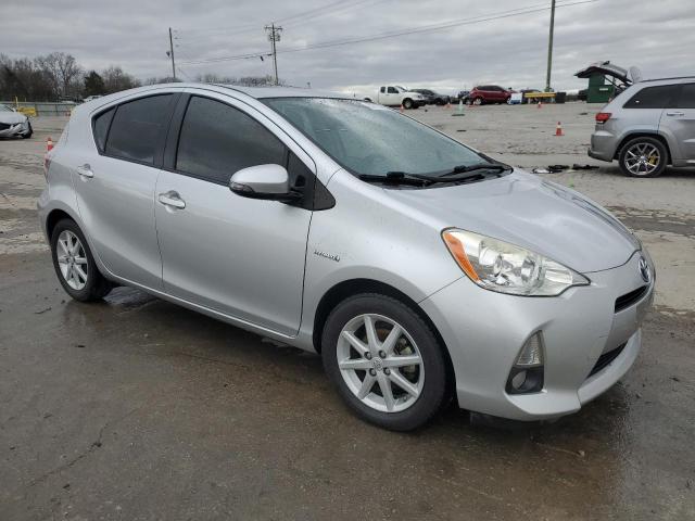 Photo 4 from auction – 2014 TOYOTA PRIUS C with VIN JTDKDTB31E1083915
