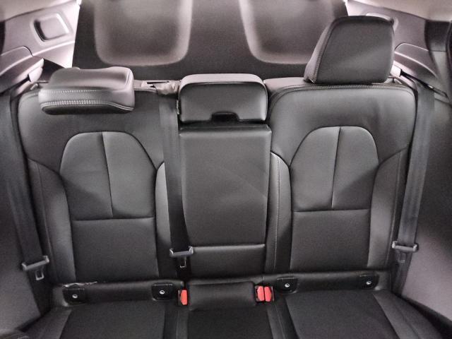 Photo 10 from auction – 2025 VOLVO XC40 PLUS with VIN YV4L12UCXS2510001